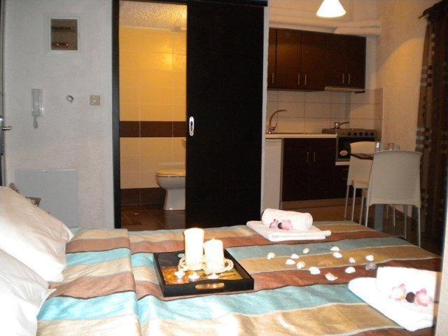 Katerina Studios & Apartments Ierápetra Exteriör bild
